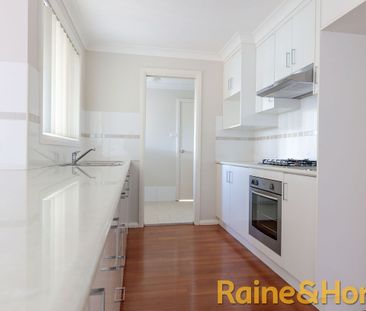 Large Family Home - Photo 4