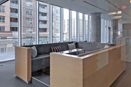 For Lease - 15 Grenville Street Unit# 3507, Toronto, Ontario - Photo 4