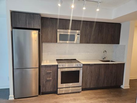 For Lease - 30 Samuel Wood Way Unit# 1011, Toronto, Ontario - Photo 4