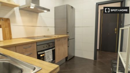 barcelona, Catalonia 08002 - Photo 4