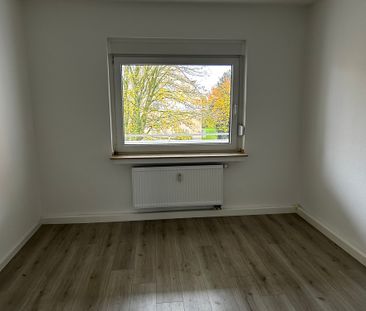 Modernes Wohnen 3 Zimmer mit Balkon in der 1 Etage - Foto 6