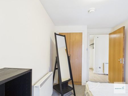 2 bedroom apartment to rent - Photo 4