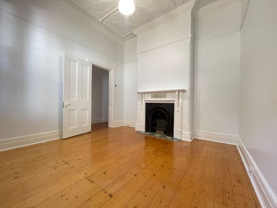 Charming 2 Bedroom Semi Home - Photo 1