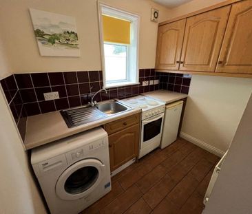 1 bedroom semi-detached house to rent - Photo 1