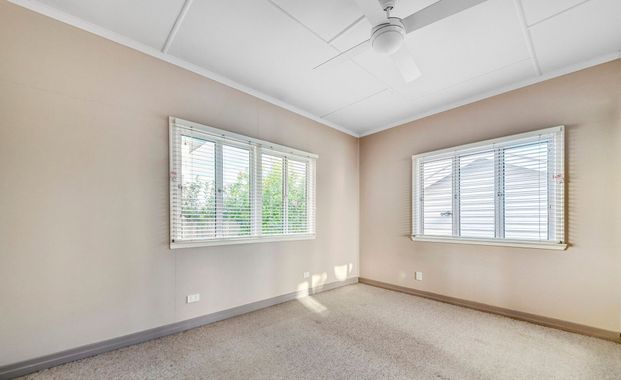 2 Abbey Street, 4305, Eastern Heights Qld - Photo 1