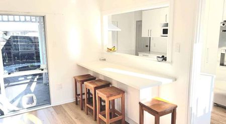 Tucked Away Quiet Family Home - Photo 2