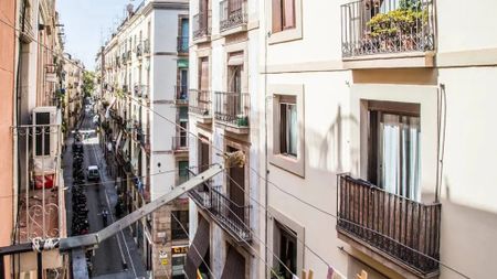 Carrer de Valldonzella, Barcelona, Catalonia 08001 - Photo 2