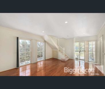 1/38 Glencairn Avenue, Camberwell, Vic 3124 - Photo 2