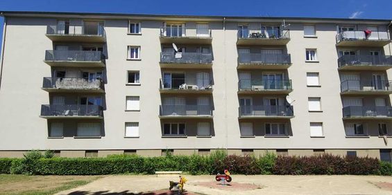 À CHARLEVILLE MEZIERES - Photo 3