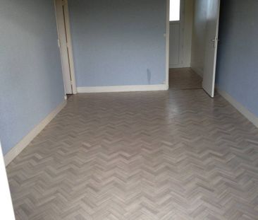 PONT DE L'ARCHE - Appartement T2 + garage - Photo 6