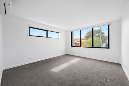 1/4 Benambra Street, Preston VIC 3072 - Townhouse For Rent | Domain - Photo 3