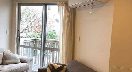 10 Bdrm Student Accommodation for 2026 - Photo 2