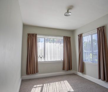SOCKBURN – 4 BEDROOM, 1 BATHROOM - Photo 4