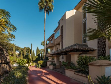 Piso de alquiler en Avenida Marco Polo, 8, Elviria - Photo 4