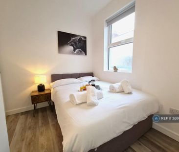 2 bedroom maisonette to rent - Photo 6