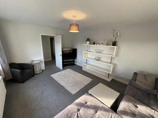 2 bedroom detached bungalow to rent - Photo 1