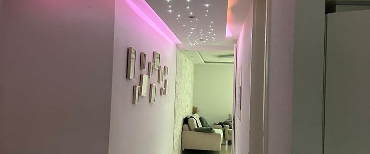 Hochwertige Wohnung mit Garten, Einbauküche und TG-Stellplatz - Photo 1