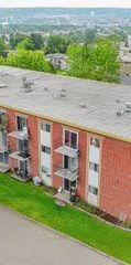 1 room apartment of 66m² in Sherbrooke - Photo 1