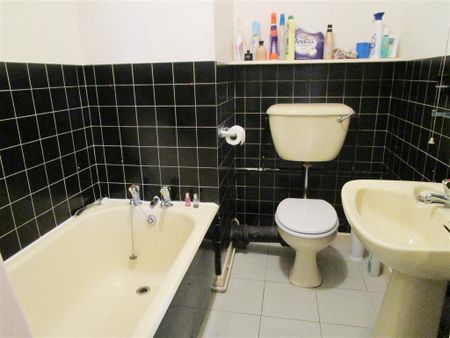 Norfolk Road, BRIGHTON - Photo 4