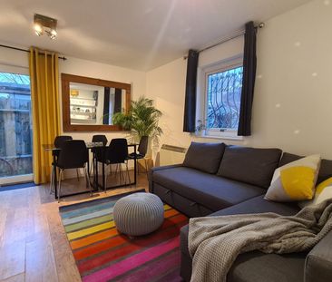 1 Bed Semi-Detached House, Abbey Gardens, SE16 - Photo 1