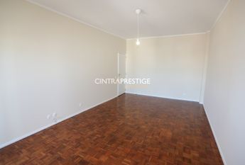 Apartamento T3 em Lisboa