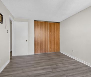 For Lease - 3333 Mccarthy Road Unit# 5, Hunt Club - Windsor Park Vi... - Photo 5