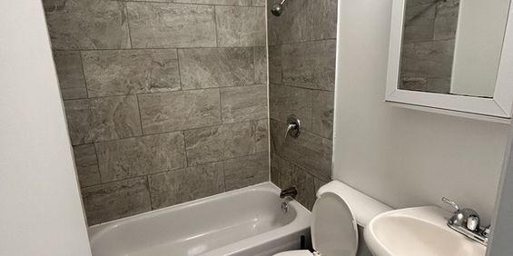 Beaux Studios Et 3 1/2 - Photo 3