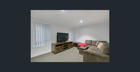 VICTORIA POINT - GOOD FAMILY HOME - Photo 4