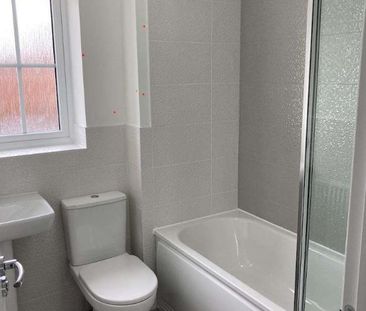 Green Field Way, Crewe, CW1 - Photo 5