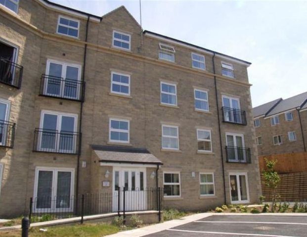 2 bedroom Flat To Let - Photo 1