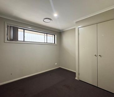 MODERN LOW MAINTENANCE LIVING! - Photo 5