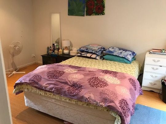 Affordable 2 Bedroom Unit in Glenfield - Photo 1