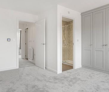 2 bedroom semi-detached house to rent - Photo 4