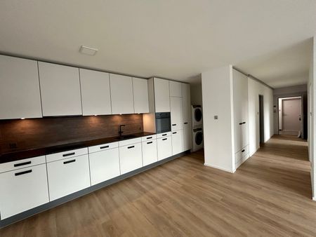 "Kofortabel sanierte Wohnung an guter Lage erster Mietzins gratis" - Photo 3