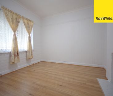 FULLY RENOVATED THREE BEDROOM FAMILY HOME - Photo 1