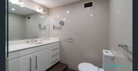 One Bedroom Apartment Sydney CBD - Photo 4