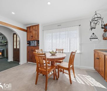 Three Bedroom, Family Friendly Home - Photo 3