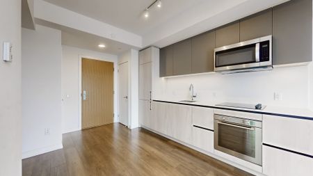 For Lease - 150 Logan Avenue Unit# 633, Toronto, Ontario - Photo 3