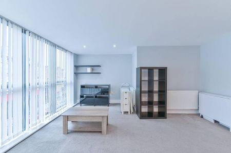 2 bedroom flat to rent - Photo 3