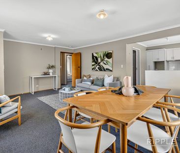 Modern living in a prime Glenorchy location - Photo 6