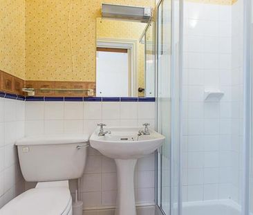 1 bedroom private hall to rent - Photo 5