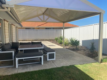 72, Miltona Drive, Secret Harbour - Photo 4