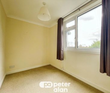 Llanishen Court, Llanishen - Photo 6