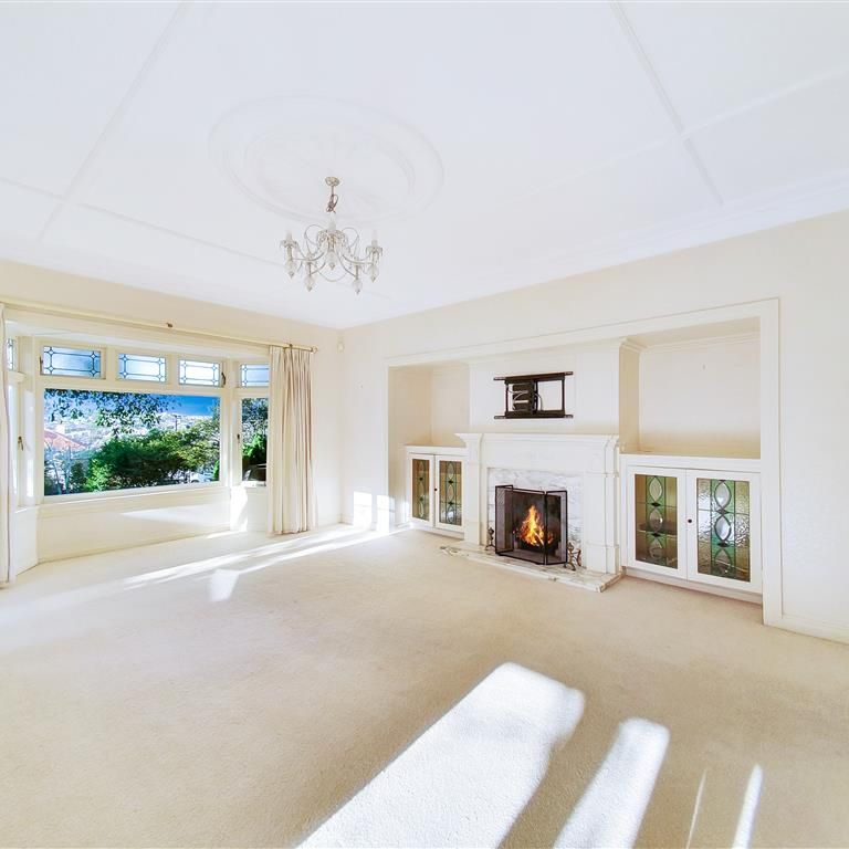 ST HELIERS - Location, Privacy, & Water View - Photo 1