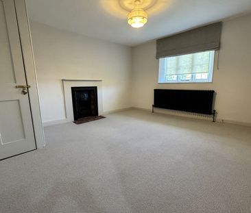 4 bedroom detached house to rent - Photo 5