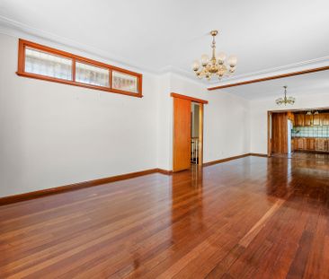 Spacious 5-Bedroom Family Home with Leafy Reserve Outlooks - Photo 2