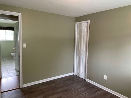 For Lease - 6860 MALDEN Road, LaSalle, Ontario - Photo 3