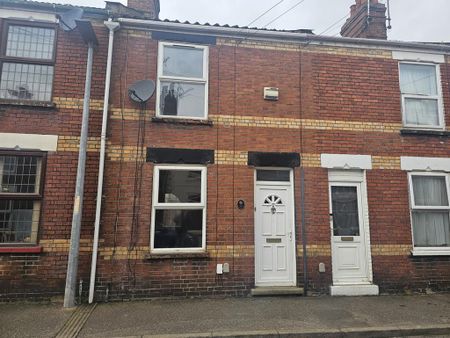 2 bedroom terraced house to rent - Photo 5