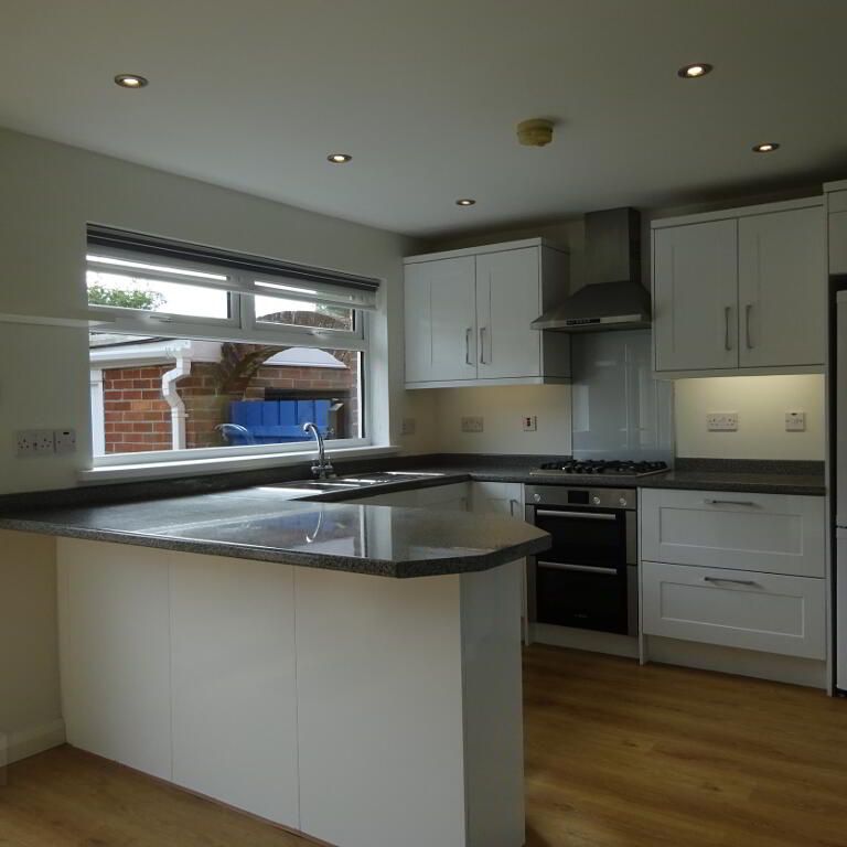 53 Woodbreda Avenue, Belfast, BT8 7JJ - Photo 1