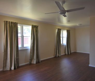 8 Webb Street - Photo 1